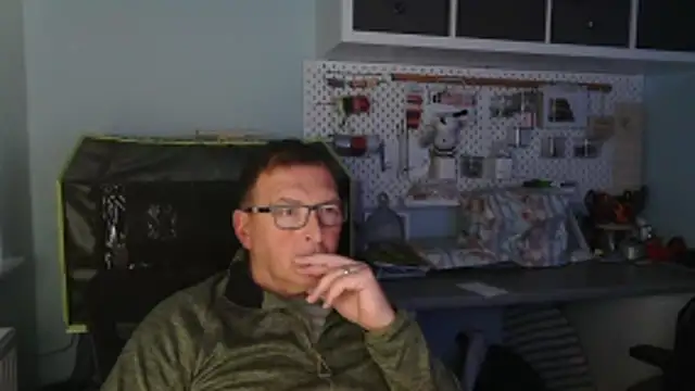 Snapshot of Oorse1966 chatting on 11.24.25 Oorse1966 online show from 11.24.25