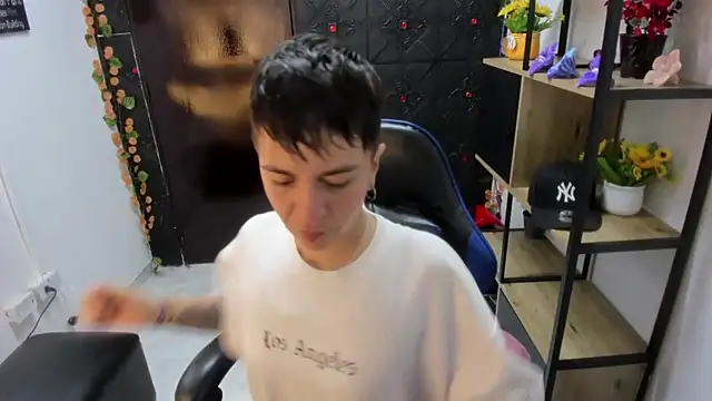  Hannah Hot online show from 04.15.26