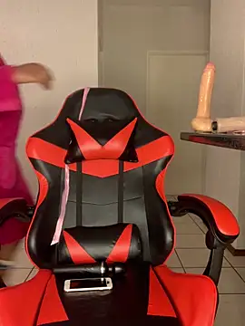 jayjayja19 online show from 11.24.25