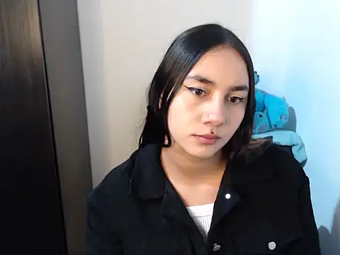 Snapshot of Stormyyy_hot chatting on 10.25.25 Stormyyy hot online show from 10.25.25