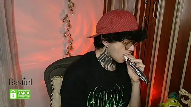 Snapshot of Mihail_leroy chatting on 10.09.25 Mihail leroy online show from 10.09.25