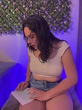 Katheerine online show from 11.25.25