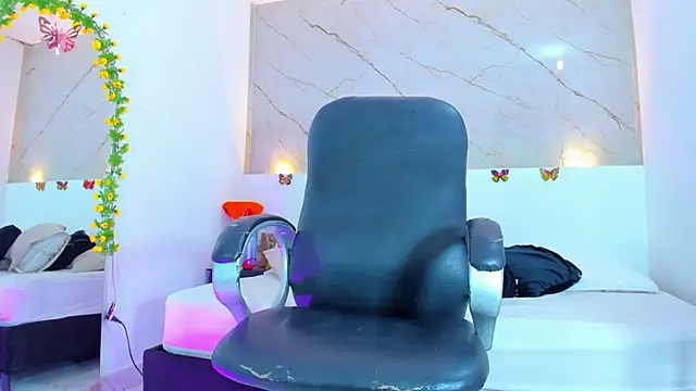 Ricky Owens1 online show from 10.17.25