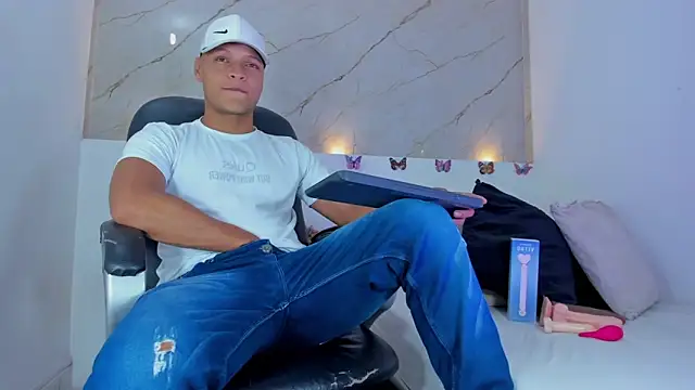 Ricky Owens1 online show from 10.22.25