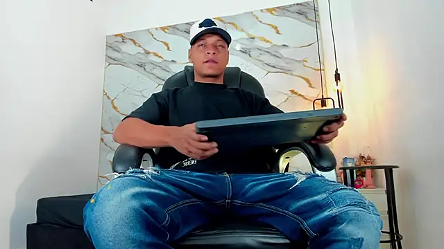 Ricky Owens1 online show from 10.25.25