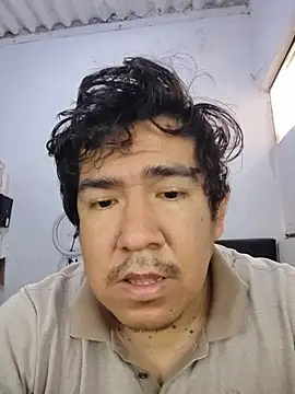 Jsanti17 online show from 12.17.25