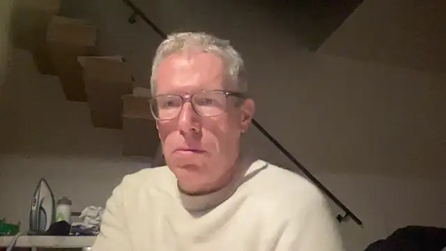 choupipat1 online show from 10.29.25