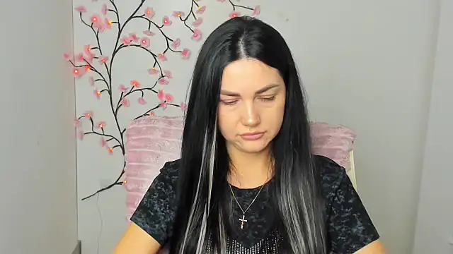 Lune Moon online show from 04.11.26