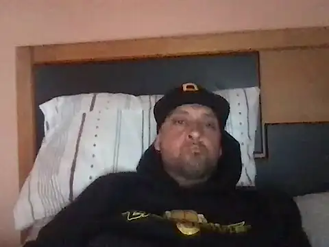 chilenito hot  online show from 10.11.25