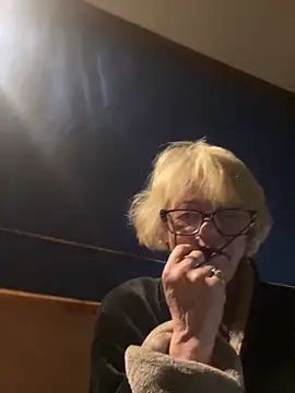 ladyboatlady online show from 12.02.25