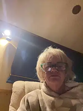 Snapshot of ladyboatlady chatting on 02.14.26 ladyboatlady online show from 02.14.26