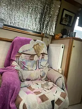 Snapshot of ladyboatlady chatting on 02.24.26 ladyboatlady online show from 02.24.26