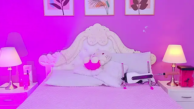 Snapshot of SamantaKane chatting on 02.25.26 SamantaKane online show from 02.25.26