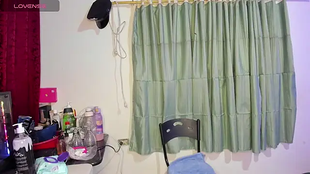 Snapshot of jazmin_blowjob chatting on 10.03.25 jazmin blowjob online show from 10.03.25