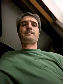 Snapshot of sasatimido chatting on 09.09.25 sasatimido online show from 09.09.25