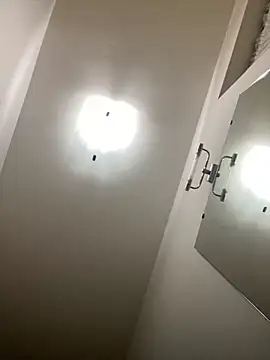 Snapshot of sasatimido chatting on 11.12.25 sasatimido online show from 11.12.25