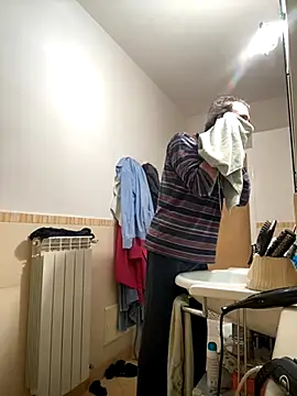 Snapshot of sasatimido chatting on 11.27.25 sasatimido online show from 11.27.25