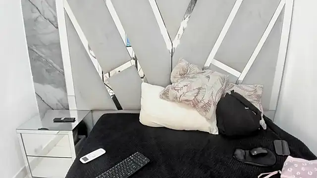 bella-ht online show from 10.02.25