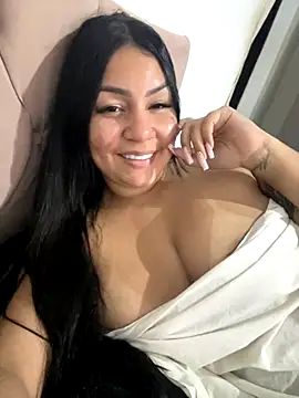 Snapshot of julianamascarada chatting on 09.11.25 julianamascarada online show from 09.11.25