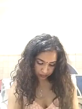 Snapshot of cute_indianxo chatting on 02.11.26 cute indianxo online show from 02.11.26