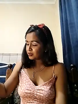 Snapshot of cute_indianxo chatting on 02.18.26 cute indianxo online show from 02.18.26