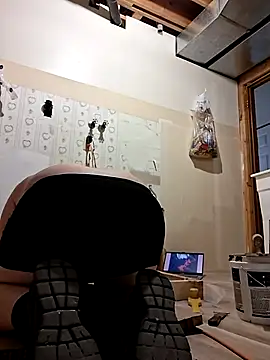 Snapshot of lovemedirty chatting on 09.23.25 lovemedirty online show from 09.23.25