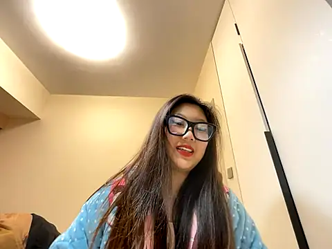 xena0501 online show from 12.17.25