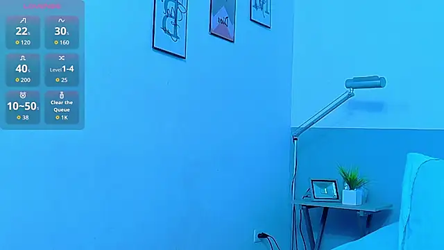 cutepetitee online show from 11.20.25