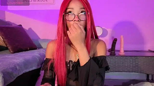 Snapshot of Gaia_Gatex chatting on 09.29.25 Gaia Gatex online show from 09.29.25