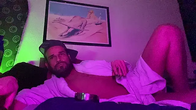 Snapshot of DjDiCKmannOnE chatting on 02.04.26 DjDiCKmannOnE online show from 02.04.26