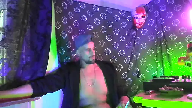 Snapshot of DjDiCKmannOnE chatting on 02.08.26 DjDiCKmannOnE online show from 02.08.26