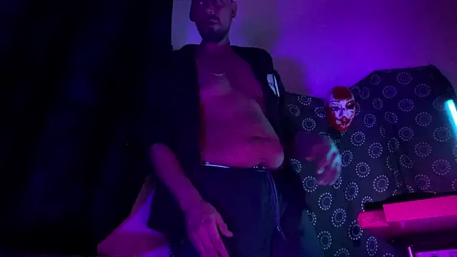 Snapshot of DjDiCKmannOnE chatting on 02.13.26 DjDiCKmannOnE online show from 02.13.26