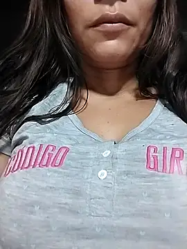 dyjaA online show from 10.31.25