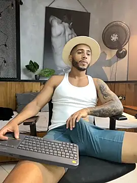 Lucaswatsons online show from 09.15.25