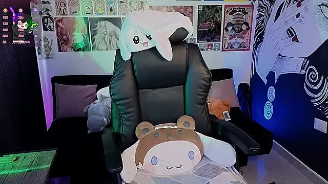 Yuhwan  online show from 09.16.25