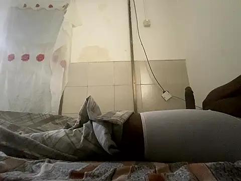 Snapshot of Atta-esi chatting on 12.20.25 Atta-esi online show from 12.20.25