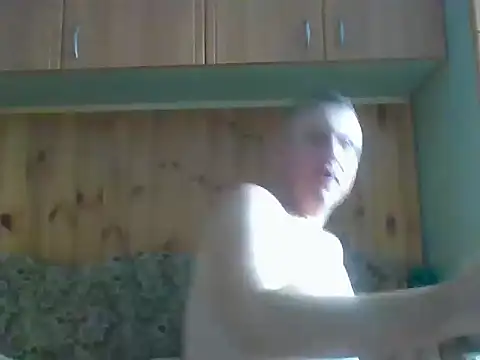 Snapshot of Maksymilian1 chatting on 10.25.25 Maksymilian1 online show from 10.25.25