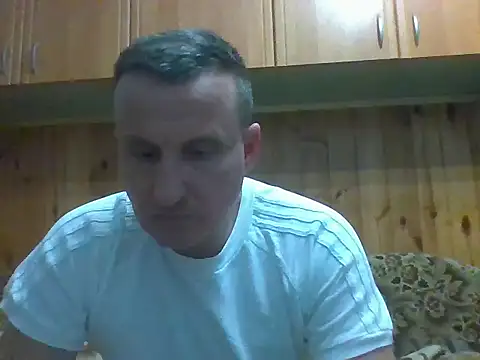 Snapshot of Maksymilian1 chatting on 11.20.25 Maksymilian1 online show from 11.20.25