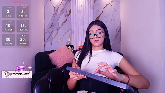 Snapshot of Mhiaa_Sweet chatting on 03.03.26 Mhiaa Sweet online show from 03.03.26