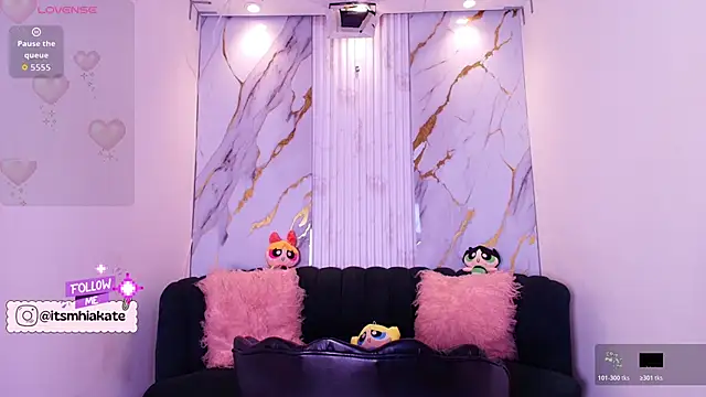 Snapshot of Mhiaa_Sweet chatting on 03.12.26 Mhiaa Sweet online show from 03.12.26