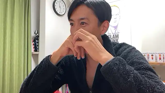 Snapshot of Bonz_Buonz chatting on 11.02.25 Bonz Buonz online show from 11.02.25