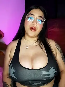 kittenFreyja  online show from 10.03.25