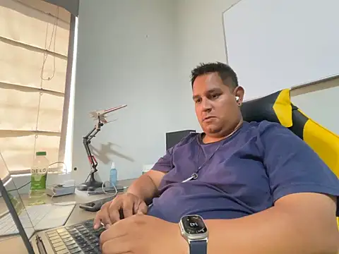 Gordito319 online show from 04.19.26