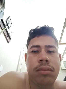 Snapshot of ModelledTread chatting on 02.10.26 ModelledTread online show from 02.10.26