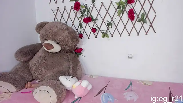 emma grays2 online show from 10.07.25