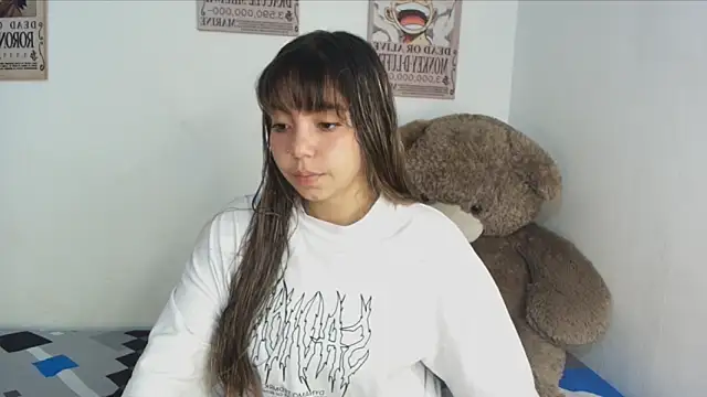 Snapshot of emma_grays2 chatting on 02.19.26 emma grays2 online show from 02.19.26