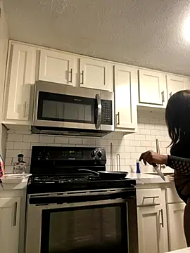 Juicystorm online show from 11.30.25