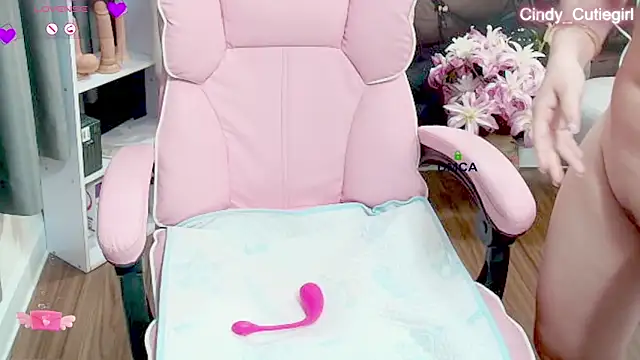 Cindy Cutiegirl online show from 11.23.25
