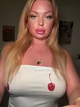 Snapshot of _Lilly_angel chatting on 10.21.25 Lilly angel online show from 10.21.25