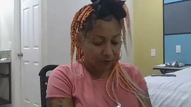 Flossee online show from 09.14.25